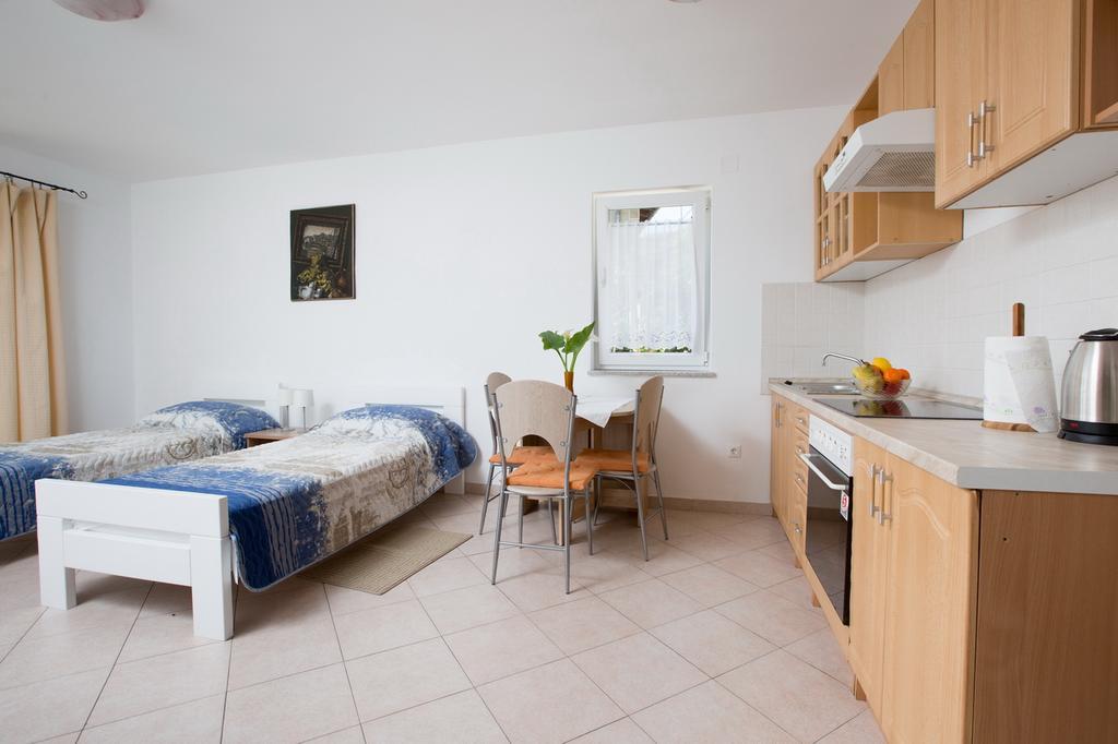 Apartmani Ve-Ro Abbazia Esterno foto