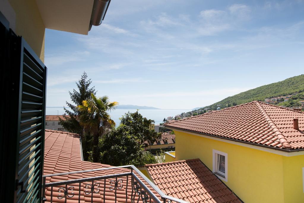 Apartmani Ve-Ro Abbazia Esterno foto